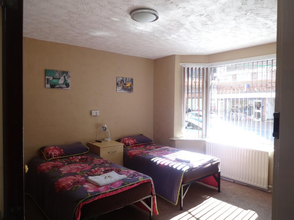 The Manor Hotel Nuneaton Habitación foto